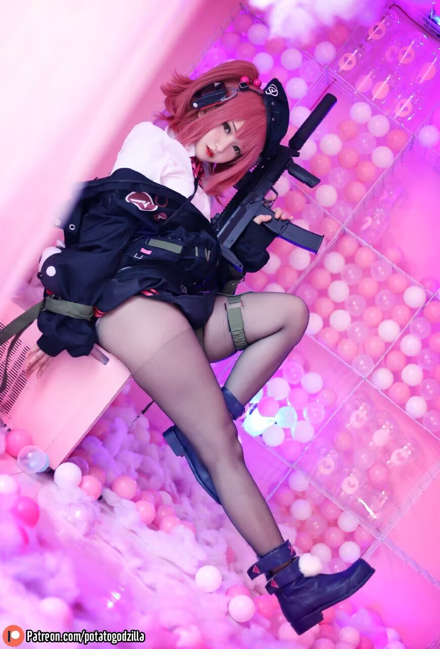 美图欣赏——Potato Godzilla - MP7 (Girls Frontline)